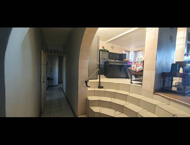 4 BEDROOM HOUSE FOR SALE IN RENSBURG